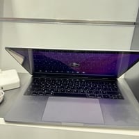 ماك بوك بور اي 5 سنة 2017 الذاكرة 512GB مستخدم