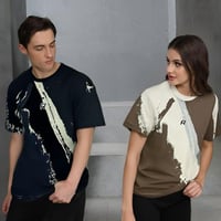 تيشيرت مغسول للجنسين بتصميم R