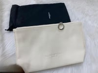 شنطة يد امبوريو ارماني فريجرانس للنساء (بيج)