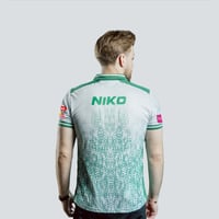 جيرسي فالكونز الرسمي 2025