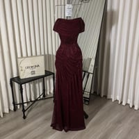 فستان جليلا البرغندي