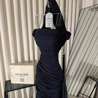 فستان انيلا الكحلي