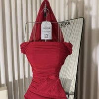 فستان انيلا الاحمر