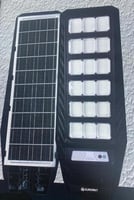 كشاف عامود يعمل على الطاقه الشمسية 600واط