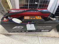 مجموعة محول للكهرب 2200واط مع بطارية 100امبير مع م...