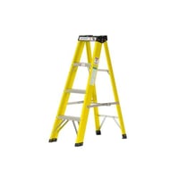 سلم فيبرجلاس (ألياف زجاجية) بمقاسات مختلفة