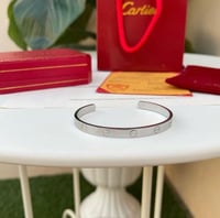 سوارة كارتير لوف