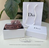 اسوارة كريستان ديور