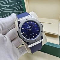 ساعة هوبلت زرقاء