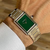 ساعة كارتير مربعة