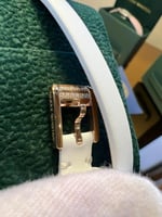 ساعة مستوحاه من هاري وينستون مع الماس