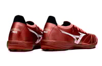 جزمة كرة قدم mizuno