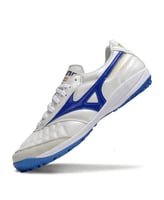 جزمة كرة قدم mizuno