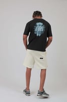 تيشيرت اوفر سايز أسود بطبعة “BE KIND”