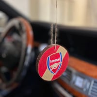 تعليقة سيارة لفريقك المفضل