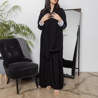 عباية سوداء بكم ملون 4000