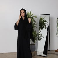 طرحة سوداء سادة مترين و 30 سم t3075