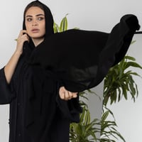 طرحة سوداء سادة مترين و 30 سم t3075