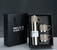 VACUUM FLASK SET - مق قهوة مع كوبين
