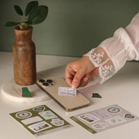 ٢ ستيكر شيت بعبارات وطنية مختلفة