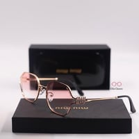 نظارات miu miu