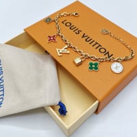 اسوارة لويس فيتون