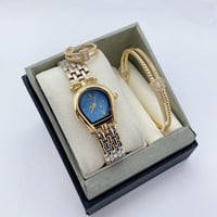 ساعة لويس ستون