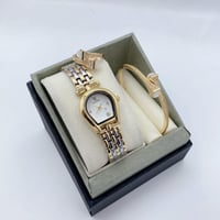 ساعة لويس ستون