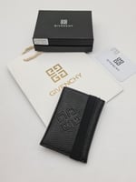 محفظة جيفينشي