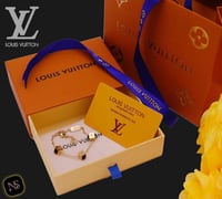 اسوارة لويس فيتون