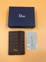 محفظة ديور