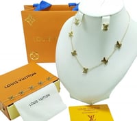 طقم لويس فيتون