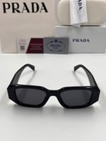 نظارات Prada