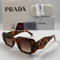 نظارات Prada