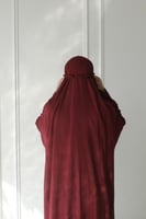 بخنق بمطاط عند الراس - دم الغزال