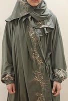 طقم الزهور - بنك غامق