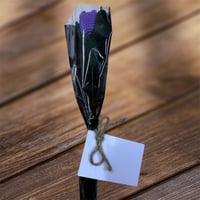 وردة للإهداء ورد لا يموت