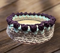 سلة للتوزيع او الورد