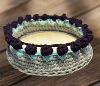 سلة للتوزيع او الورد