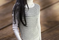 بلوزة نسائية