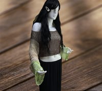 بلوزة نسائية