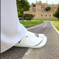 حذاء شرقي -زبيرى ابيض نقش -صناعة وطنية