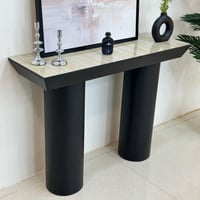 مدخل قاعده سوداء سطح بديل رخام