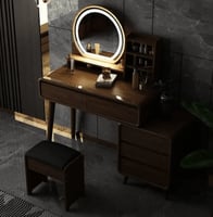 تسريحة بتصميم كلاسيك خشبي مميز