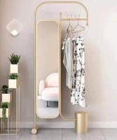 علاقي ملابس مع مراية الاطراف حديد ذهبيحديد