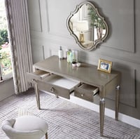 تسريحة كلاسيكية فاخرة