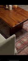 طاوله وسط خشب طبيعي سويدي
