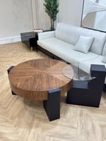 طاولة خشب قشر الجوز