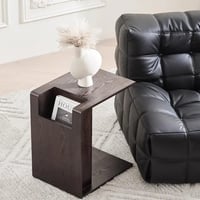 طاولة جانبية خشبية بتصميم إيطالي