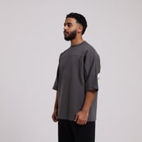 تيشيرت مضيء